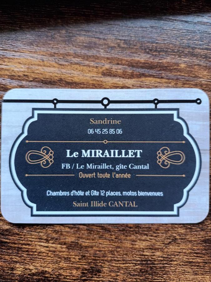 Le Miraillet, Gite Saint-Illide Bagian luar foto