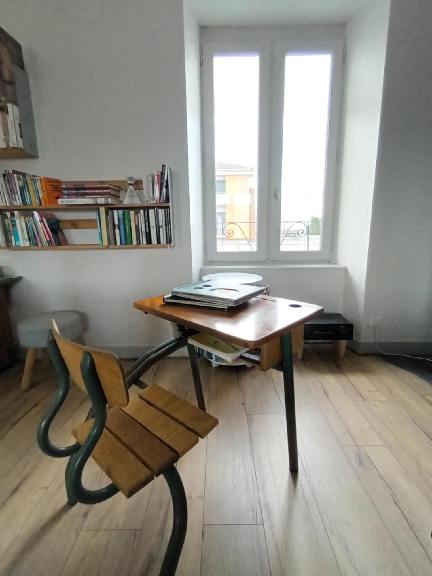 Le Miraillet, Gite Saint-Illide Bagian luar foto